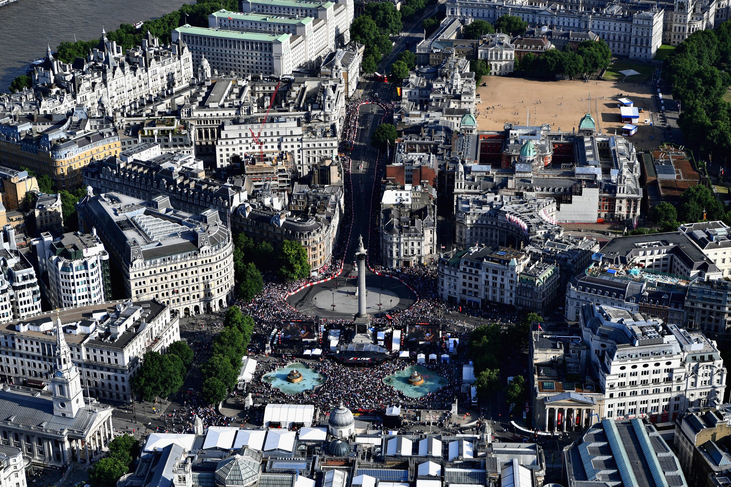 LONDON, ENGLAND - JULY 12:  A general view from the air during F1 Live London at Trafalgar Square on July 12, 2017 in London, England.  F1 Live London, the first time in Formula 1 history that all 10 teams come together outside of a race weekend to put on a show for the public in the heart of London.  (Photo by Dan Mullan/Getty Images for Formula 1)